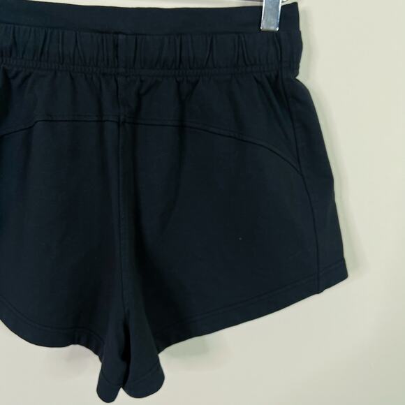 NEW Lululemon | Black Inner Glow High Rise Pockets 3in Workout Running Shorts 6 - Picture 7 of 10